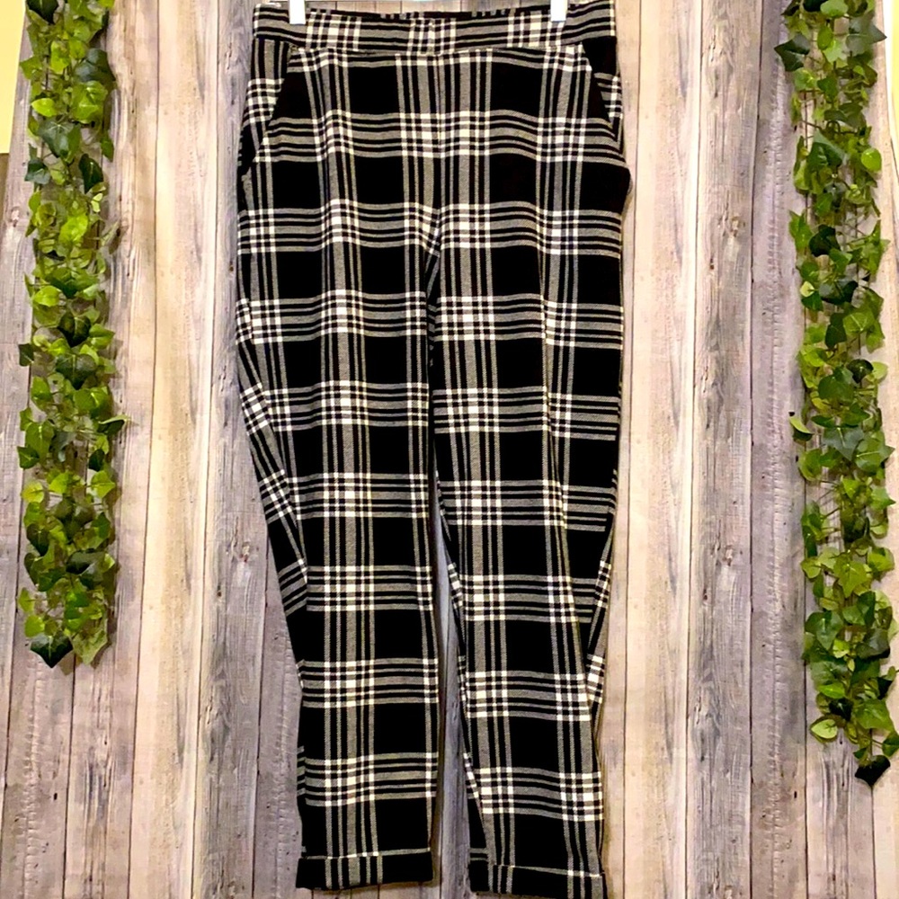💎🔥💎Woman’s H&M pants M
